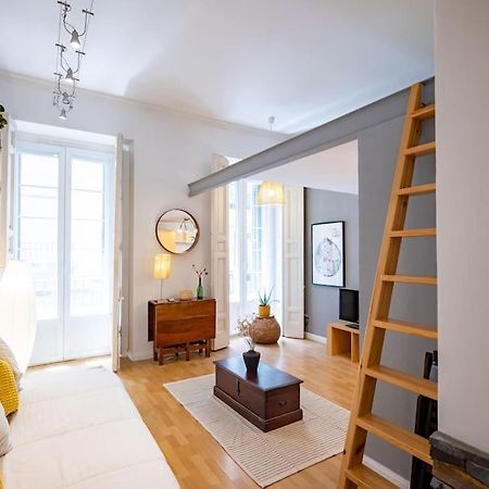 Beautiful Apartment In Malasana For 3 Pax - Ferrer Madrid Buitenkant foto