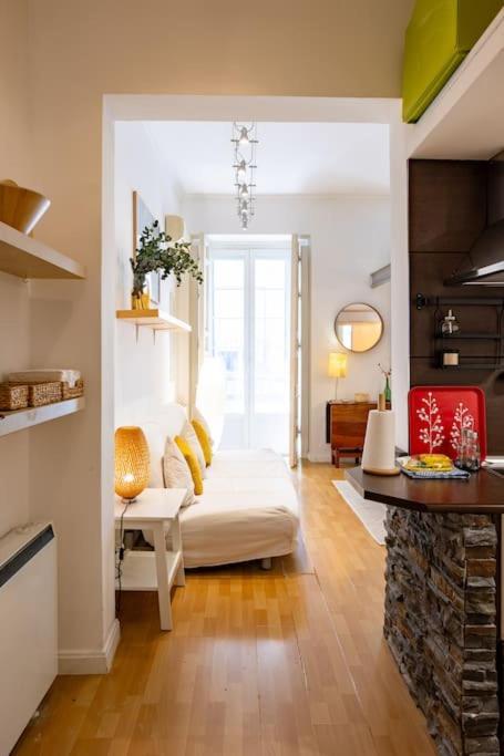 Beautiful Apartment In Malasana For 3 Pax - Ferrer Madrid Buitenkant foto